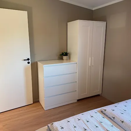 Apartman Moderne I Familievennlig Nabolag Grimstad